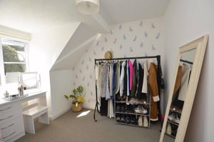 Photo 16- click for photo gallery